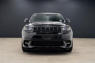 2019 Jeep Grand Cherokee - Thumbnail