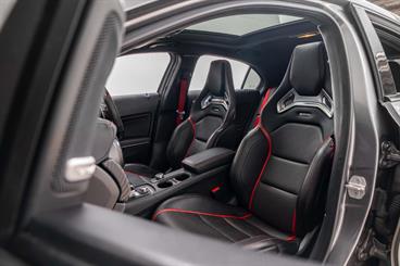 2016 Mercedes-Benz A 45 - Thumbnail