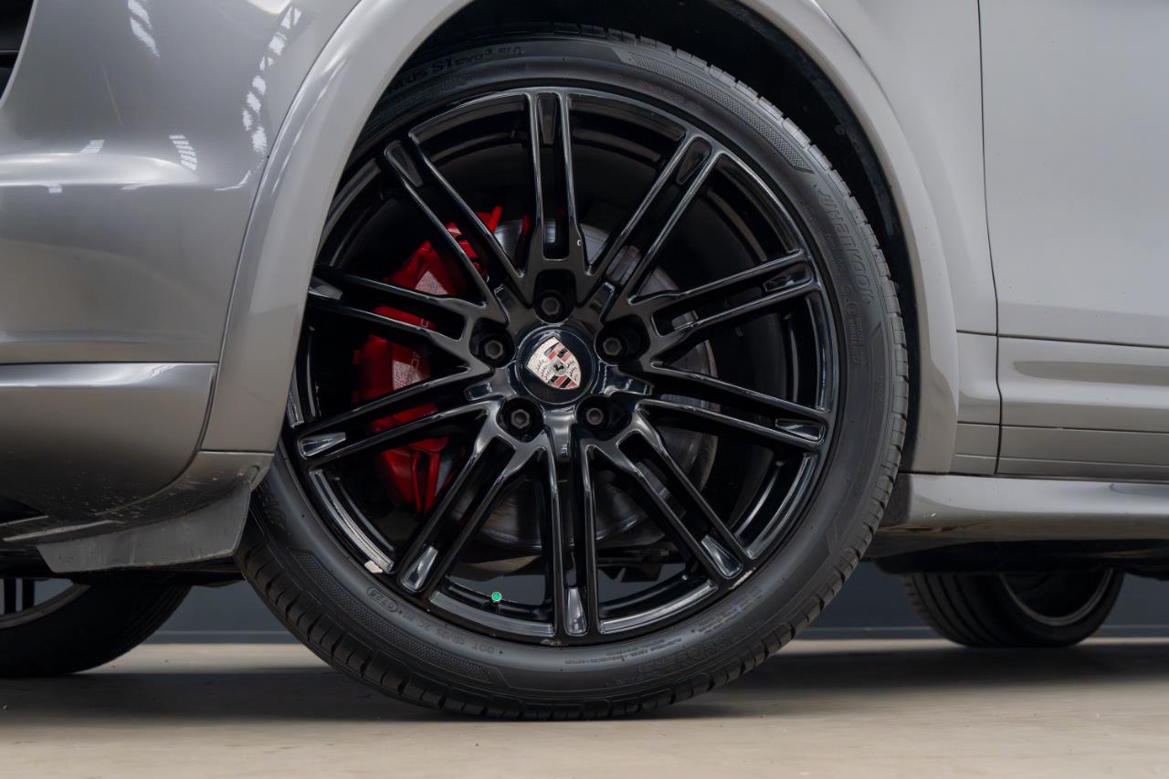 2012 Porsche Cayenne