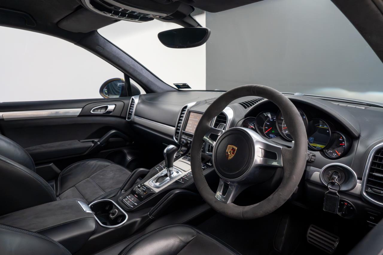 2012 Porsche Cayenne