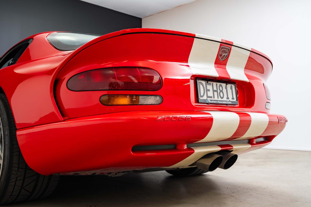 2002 Dodge Viper