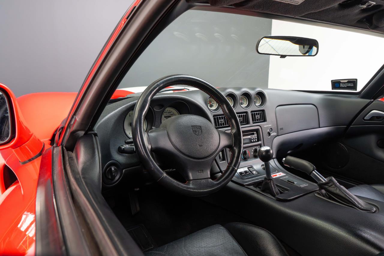2002 Dodge Viper