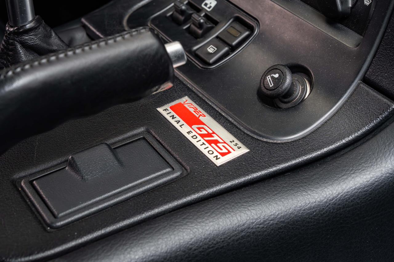 2002 Dodge Viper