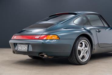 1994 Porsche 911 - Thumbnail
