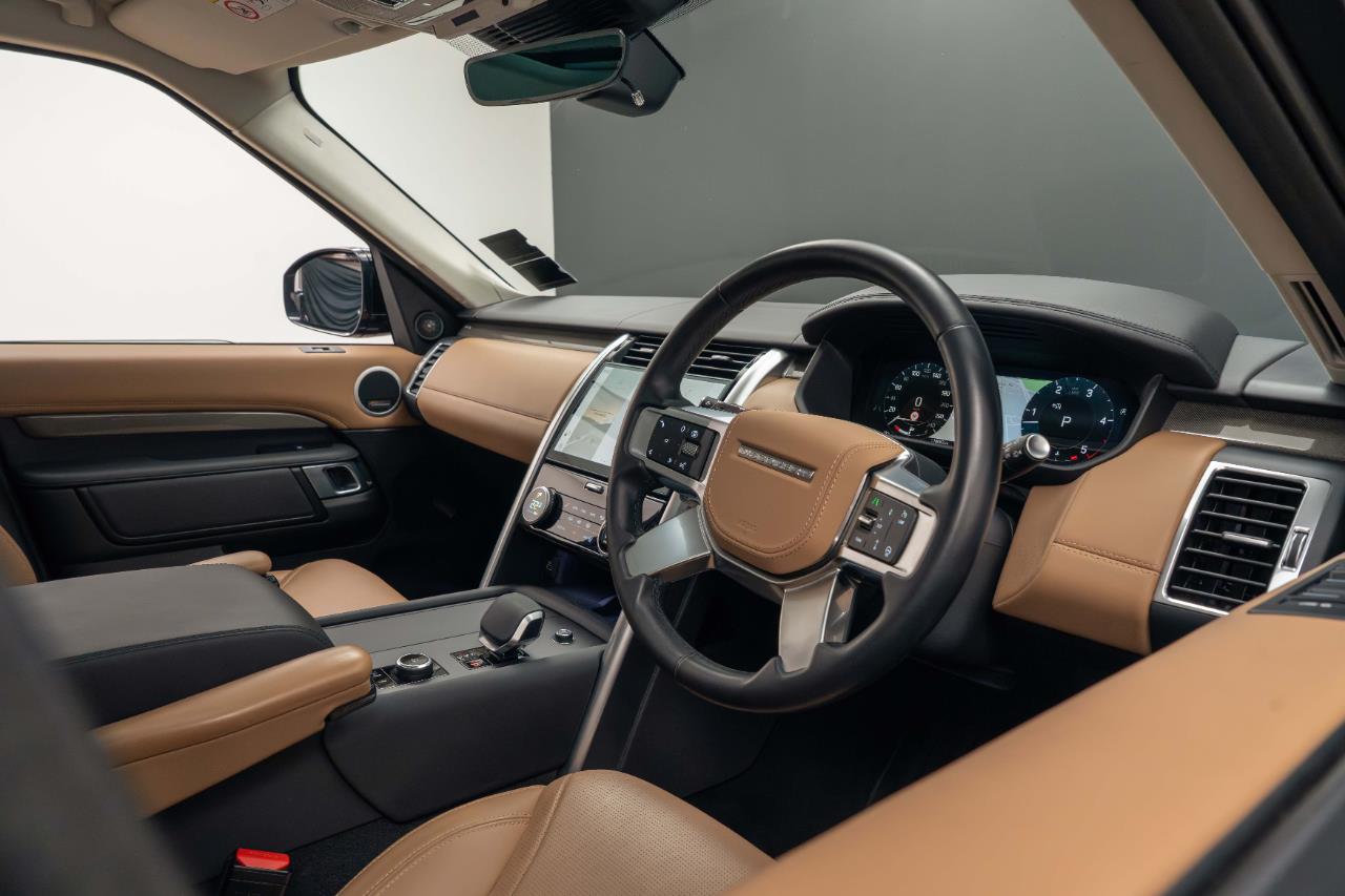 2025 Land Rover Discovery