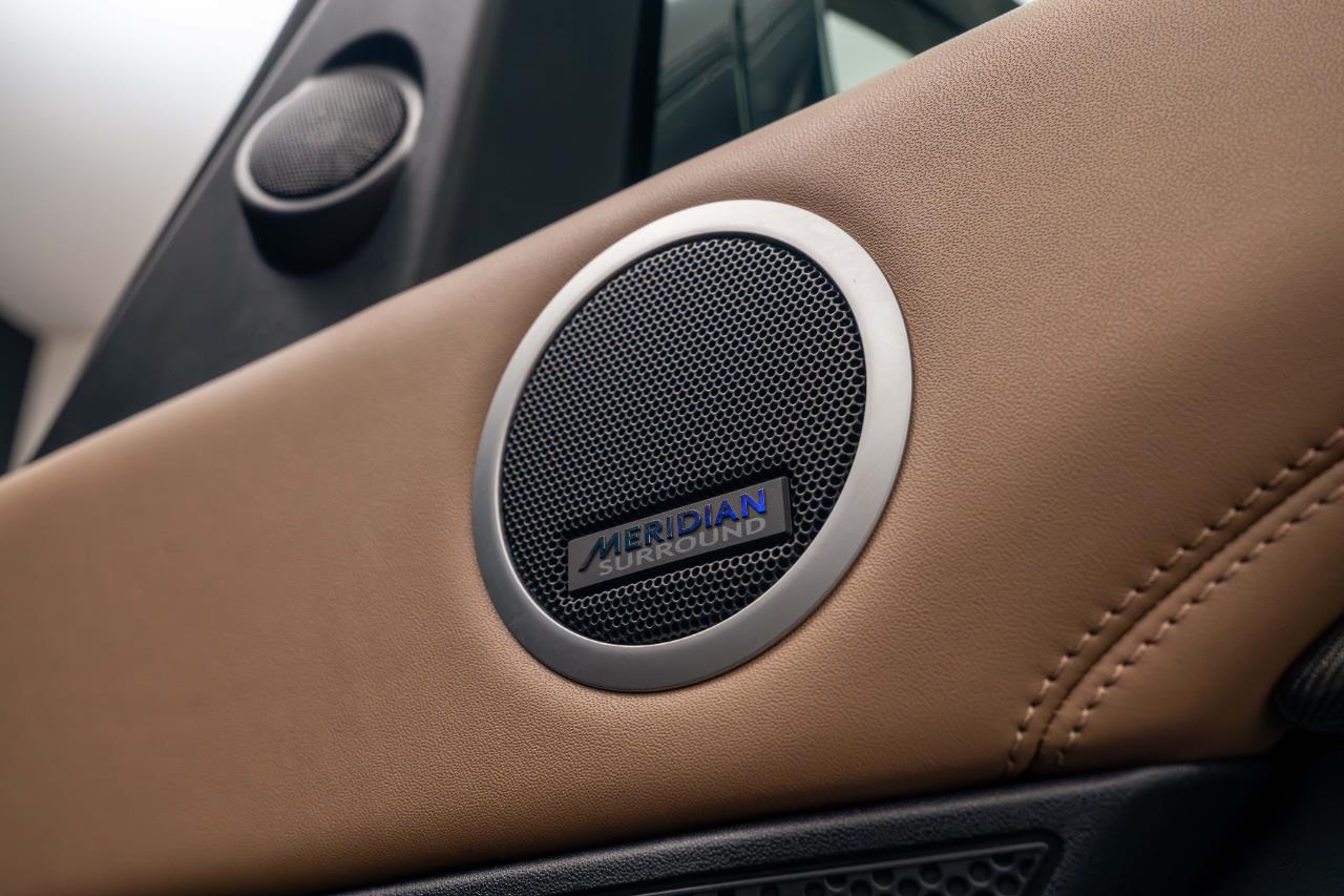 2025 Land Rover Discovery