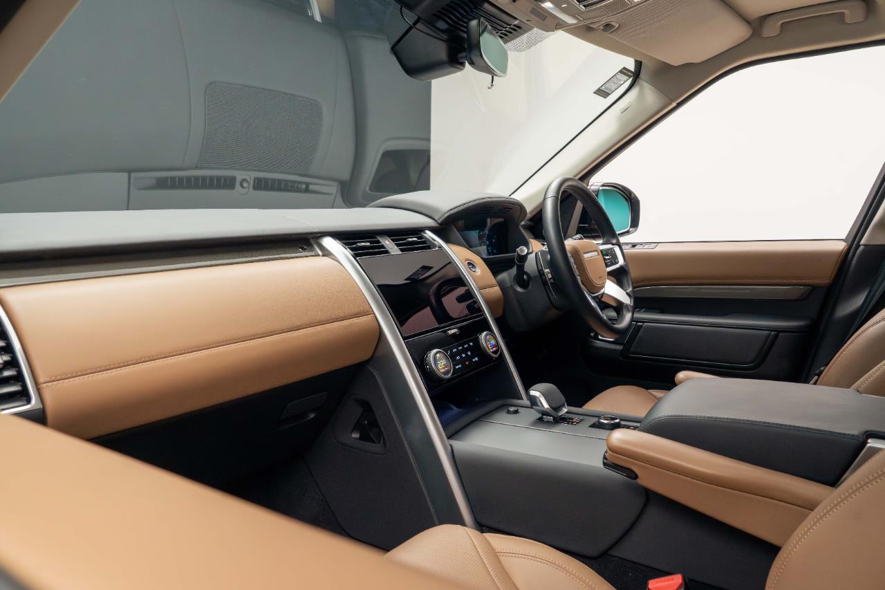 2025 Land Rover Discovery