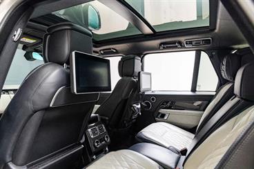 2020 Land Rover Range Rover - Thumbnail
