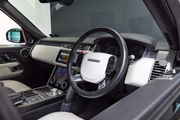 2020 Land Rover Range Rover - Thumbnail