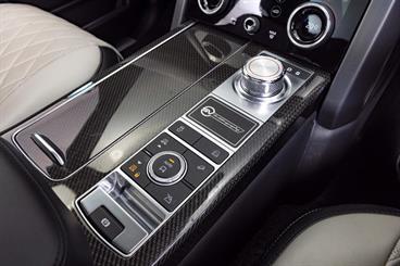 2020 Land Rover Range Rover - Thumbnail