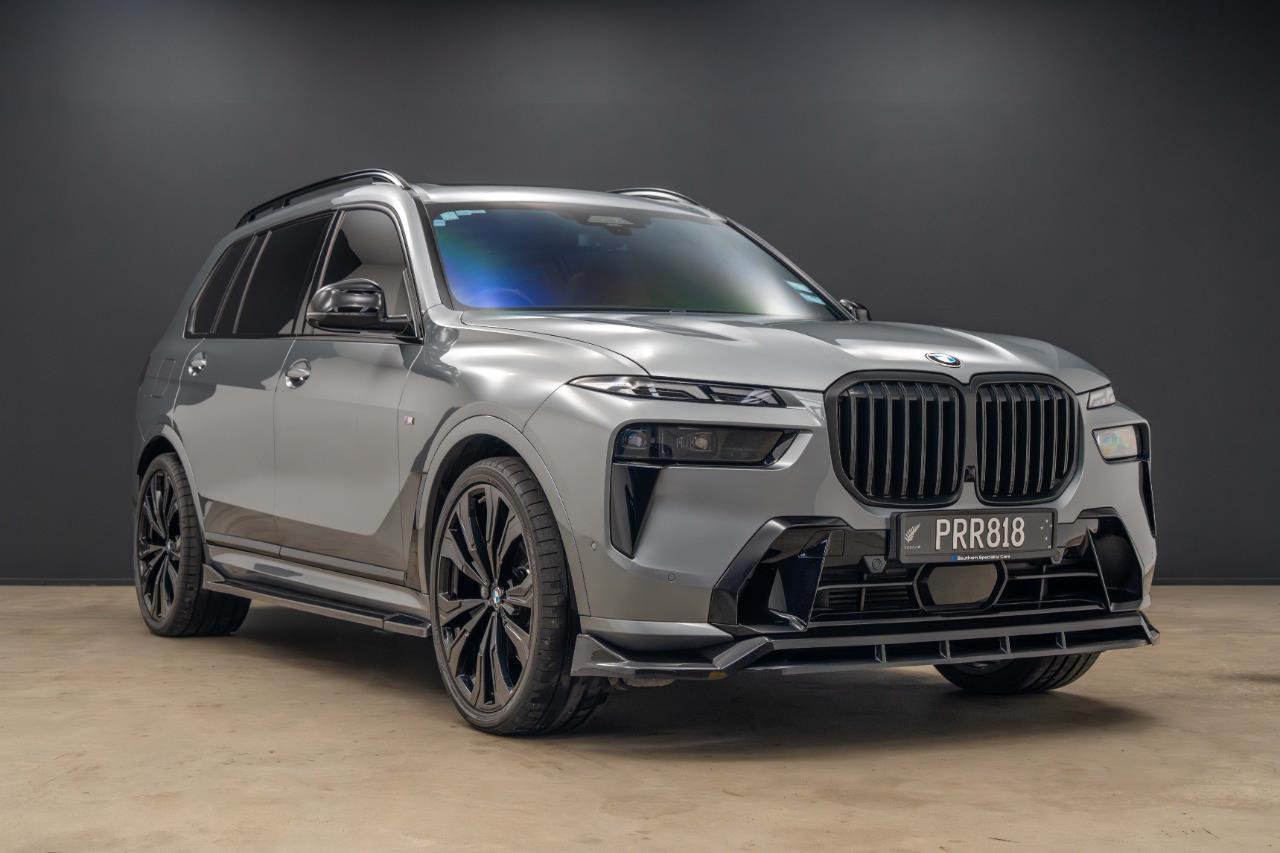 2023 BMW X7