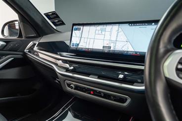 2023 BMW X7 - Thumbnail