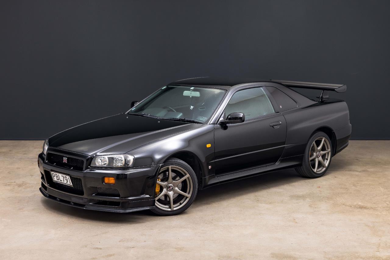 2000 Nissan Skyline
