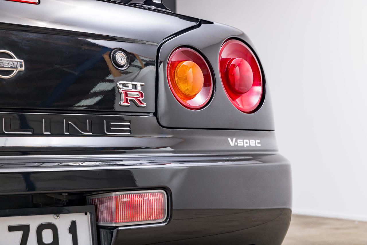 2000 Nissan Skyline