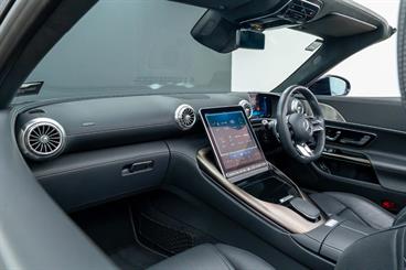 2023 Mercedes-Benz SL 63 - Thumbnail