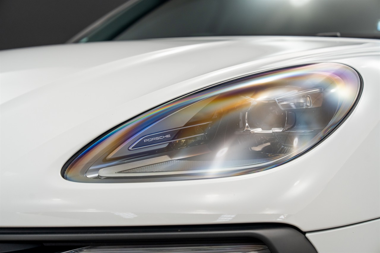2022 Porsche Macan