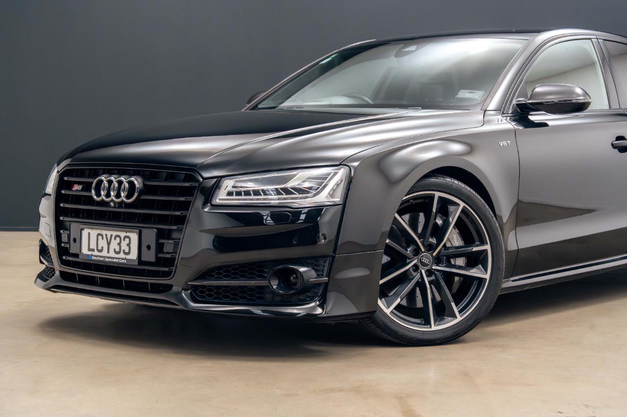 2018 Audi S8