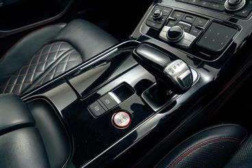 2018 Audi S8 - Thumbnail