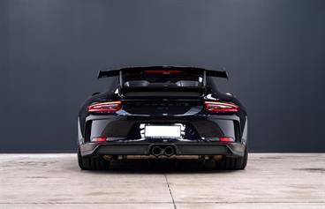 2018 Porsche 911 - Thumbnail