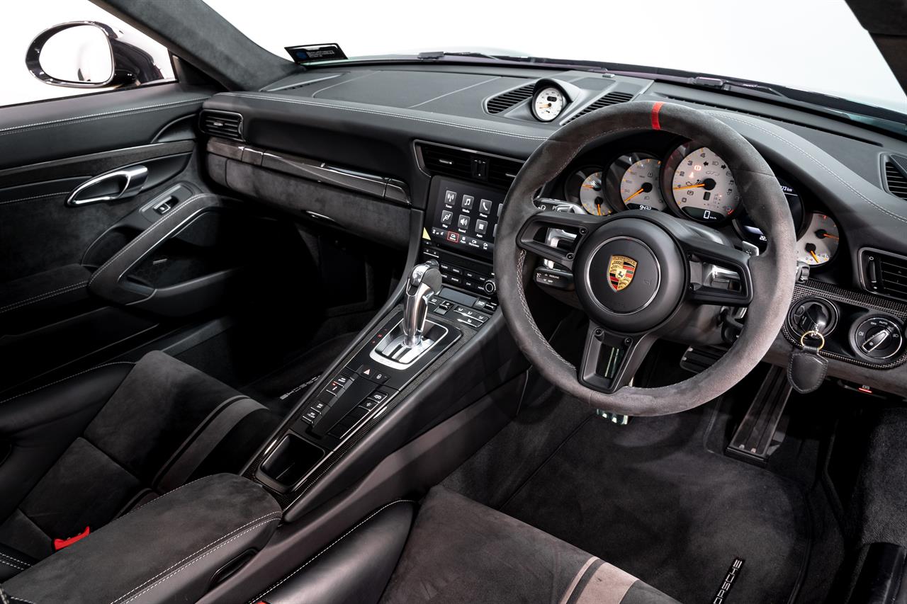 2018 Porsche 911