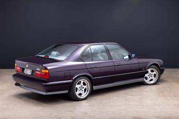 1992 BMW M5 - Thumbnail