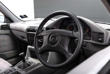 1992 BMW M5 - Thumbnail
