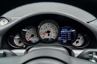 2018 Porsche 911 - Thumbnail