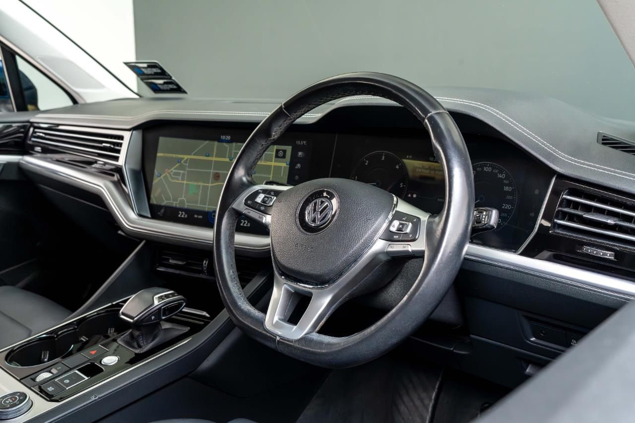 2018 Volkswagen Touareg