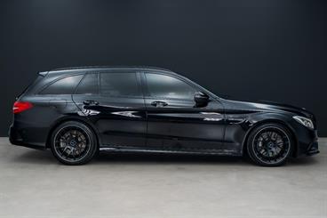 2017 Mercedes-Benz C 63 - Thumbnail