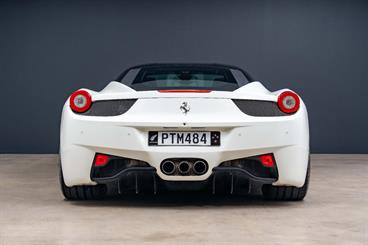 2014 Ferrari 458 Italia - Thumbnail