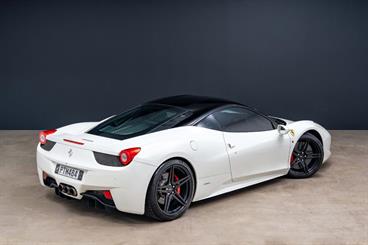 2014 Ferrari 458 Italia - Thumbnail