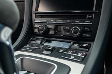 2014 Porsche 911 - Thumbnail