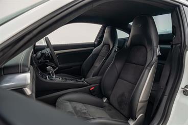 2014 Porsche 911 - Thumbnail