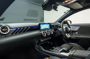 2020 Mercedes-Benz CLA 45 - Thumbnail