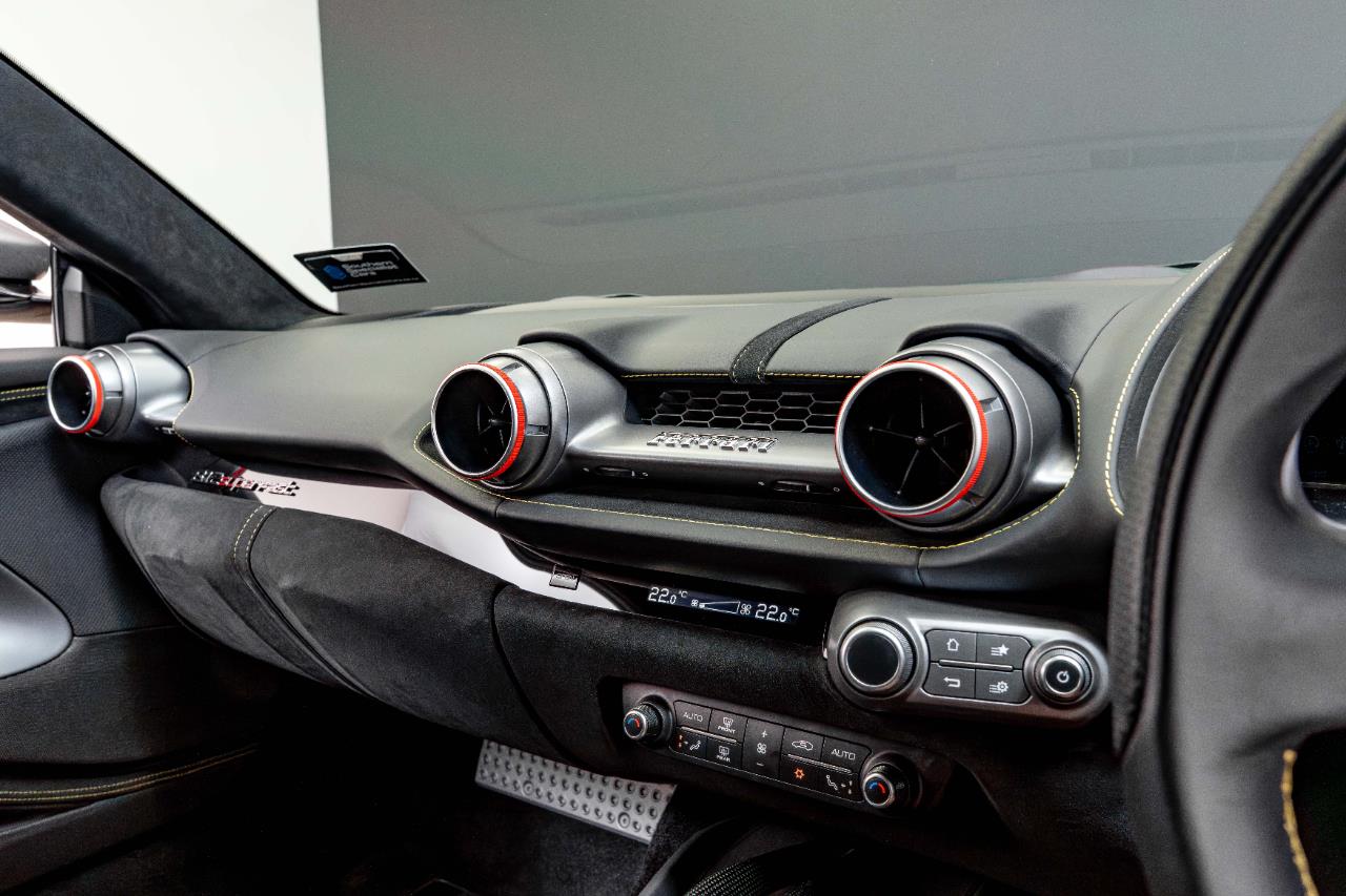2020 Ferrari 812 SUPERFAST