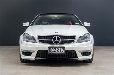 2011 Mercedes-Benz C 63 - Thumbnail