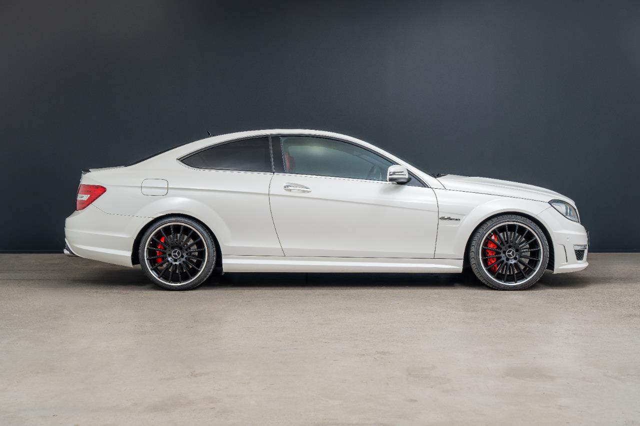 2011 Mercedes-Benz C 63