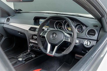 2011 Mercedes-Benz C 63 - Thumbnail