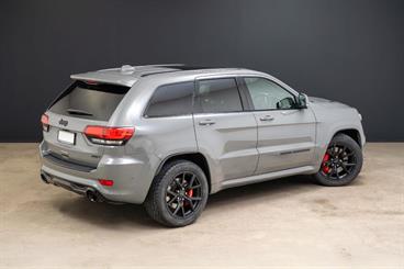 2021 Jeep Grand Cherokee - Thumbnail