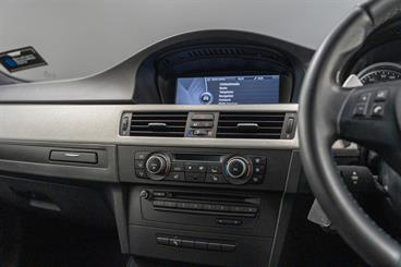 2009 BMW M3 - Thumbnail