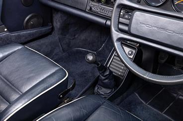1989 Porsche 911 - Thumbnail