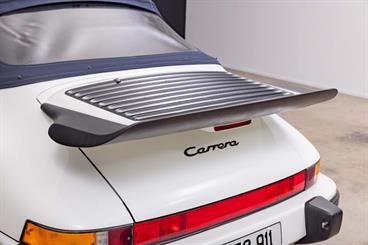 1989 Porsche 911 - Thumbnail