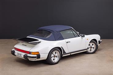 1989 Porsche 911 - Thumbnail