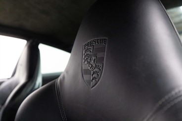 2002 Porsche 911 - Thumbnail