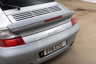 2002 Porsche 911 - Thumbnail