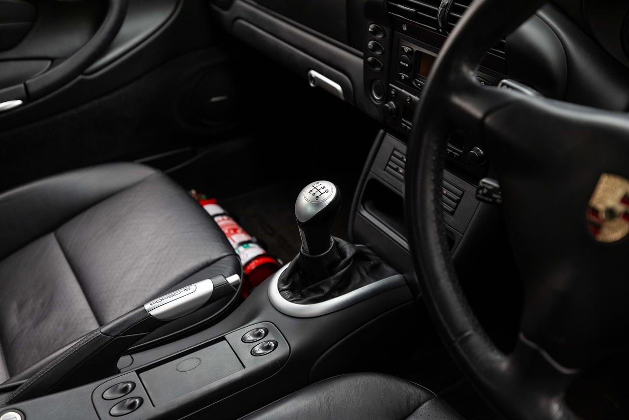 2002 Porsche 911