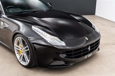 2013 Ferrari FF - Thumbnail