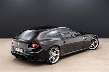 2013 Ferrari FF - Thumbnail