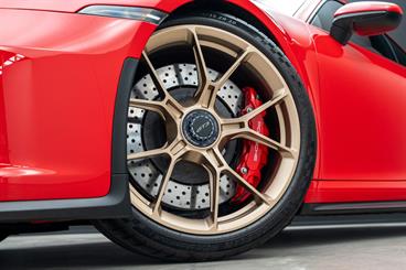 2021 Porsche 911 - Thumbnail