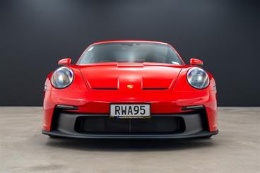 2021 Porsche 911 - Thumbnail